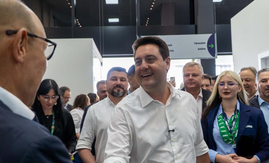 Primeira unidade de rua: governador inaugura Poupatempo de Araucária