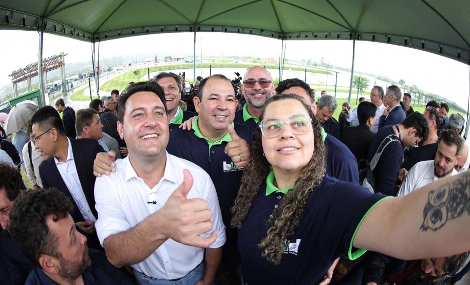 Primeiro na América do Sul: Bonde Urbano Digital começa a operar entre Pinhais e Piraquara