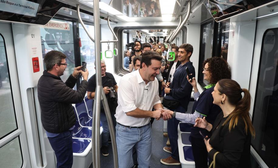 Primeiro na América do Sul: Bonde Urbano Digital começa a operar entre Pinhais e Piraquara