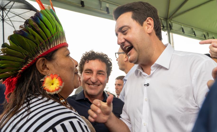 População se surpreende com tecnologia e aprova primeira viagem do Bonde Urbano Digital