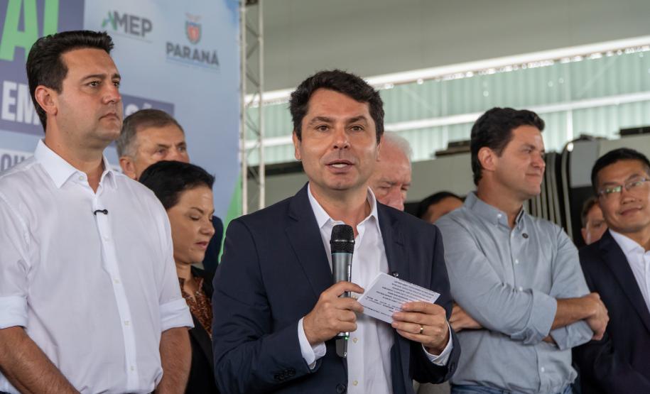 População se surpreende com tecnologia e aprova primeira viagem do Bonde Urbano Digital