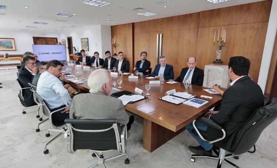 Estado discute cronograma e próximos passos da concessão do Canal da Galheta