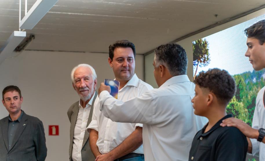 Governador participa de abertura da mostra fotográfica “Instante do Olhar”, no MON