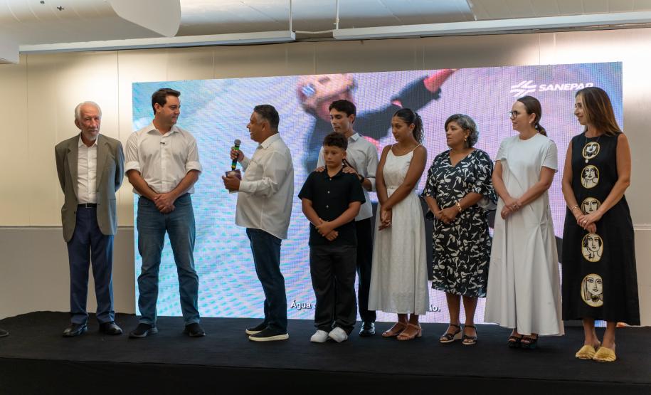 Governador participa de abertura da mostra fotográfica “Instante do Olhar”, no MON