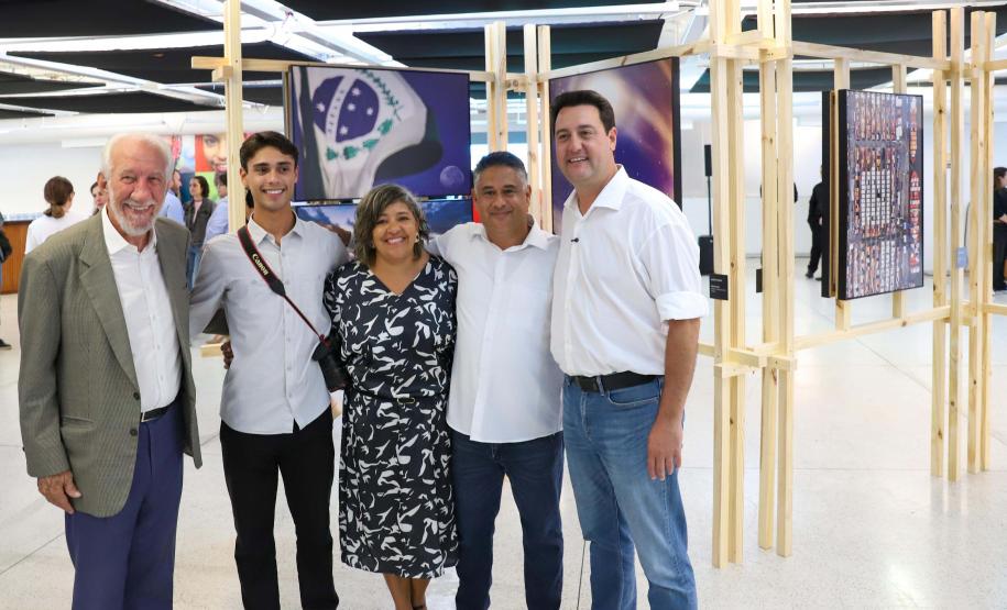 Governador participa de abertura da mostra fotográfica “Instante do Olhar”, no MON
