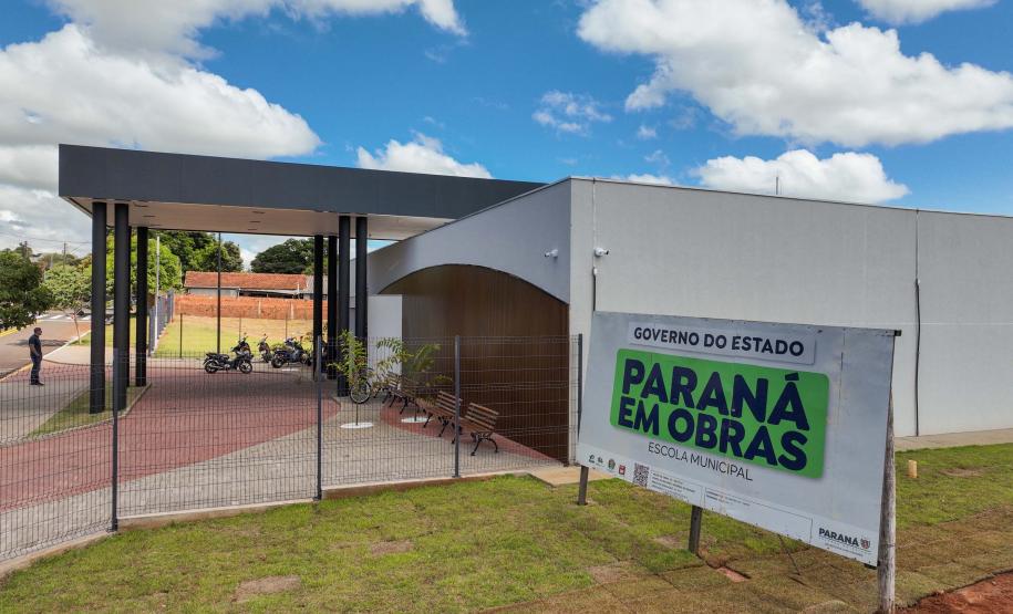 Darci Piana inaugura nova sede da APAE de Douradina, a 3ª construída pelo Estado