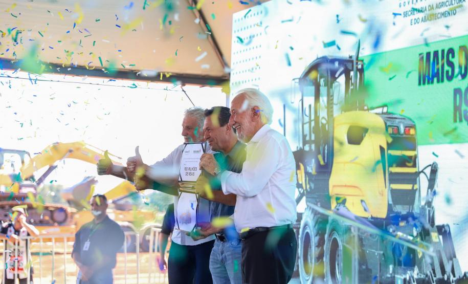 Primeiro da cidade: Estado assina ordem de serviço para construção do Hospital de Imbituva