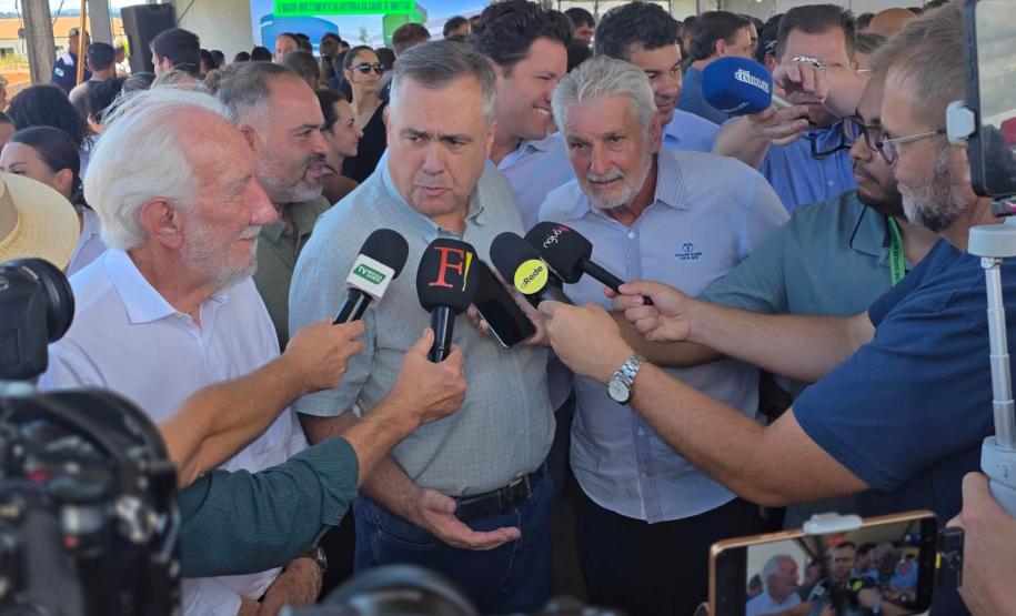 Primeiro da cidade: Estado assina ordem de serviço para construção do Hospital de Imbituva