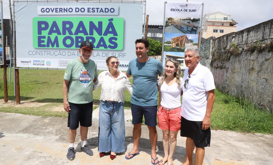 Estado inicia obras de escola de surfe para atender mais de 600 crianças no Litoral