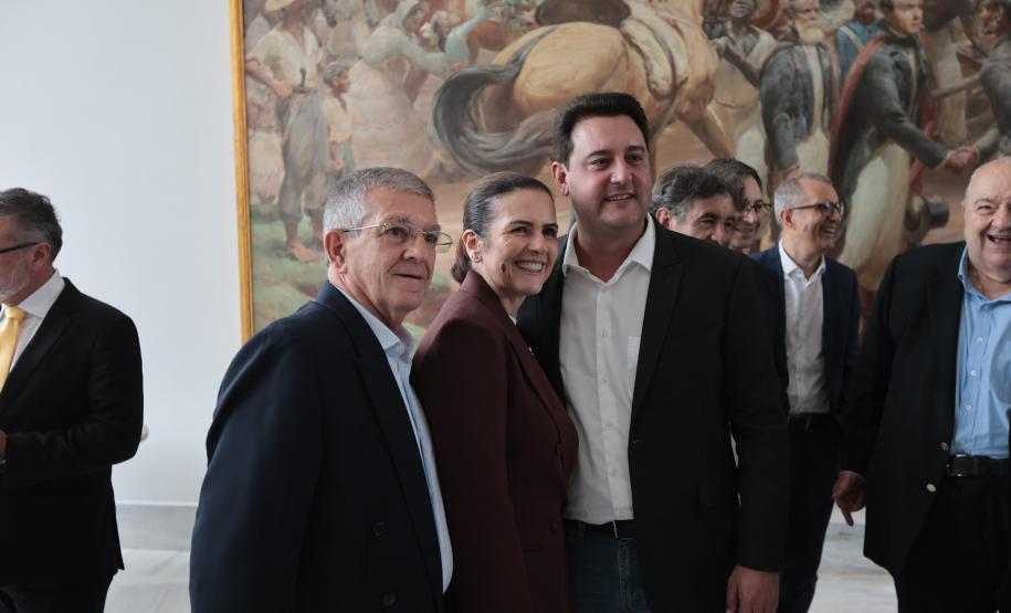 Estado, MPPR e Klabin fecham acordo para ampliação do Parque Guartelá