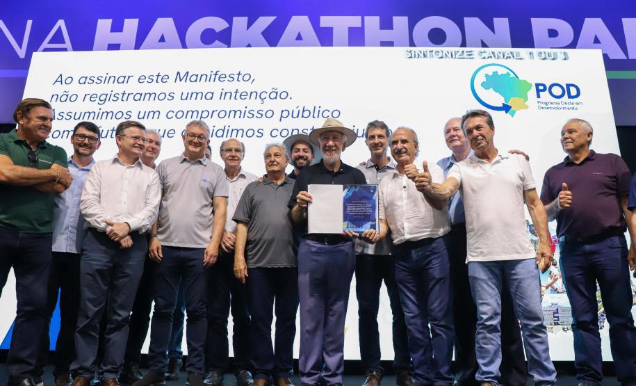 Piana assina Manifesto Ambição Regional para fortalecer desenvolvimento do Oeste