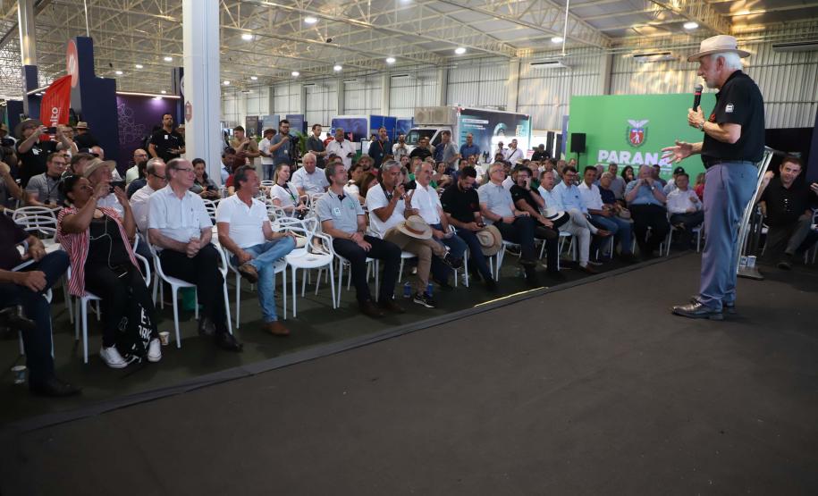 Piana assina Manifesto Ambição Regional para fortalecer desenvolvimento do Oeste