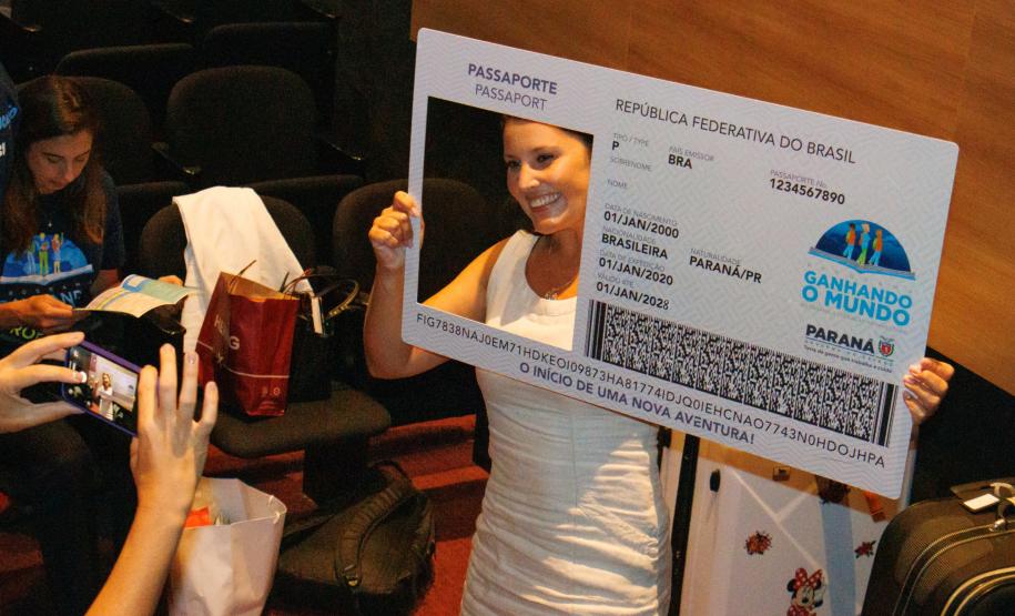 Paraná vai mandar mais 251 professores para intercâmbio internacional no Canadá