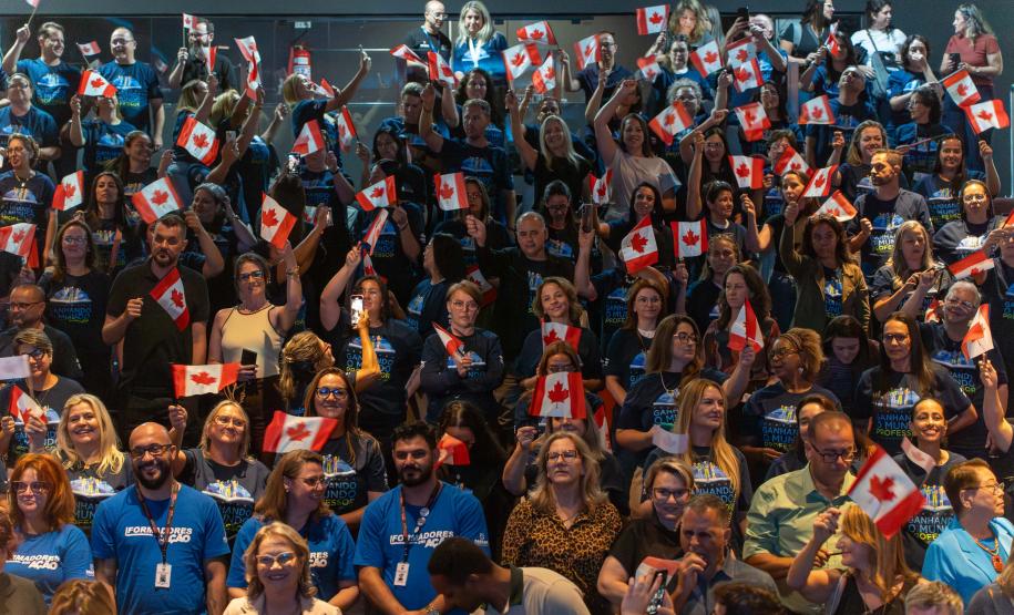 Paraná vai mandar mais 251 professores para intercâmbio internacional no Canadá