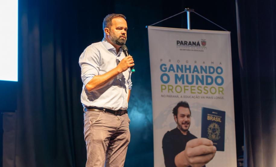 Paraná vai mandar mais 251 professores para intercâmbio internacional no Canadá