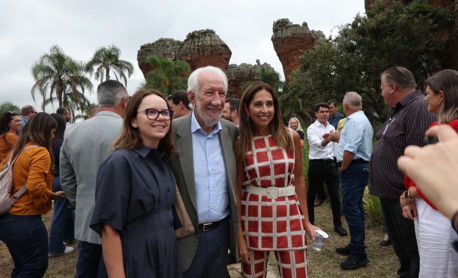 Parque Estadual de Vila Velha vira museu a céu aberto com projeto do MON