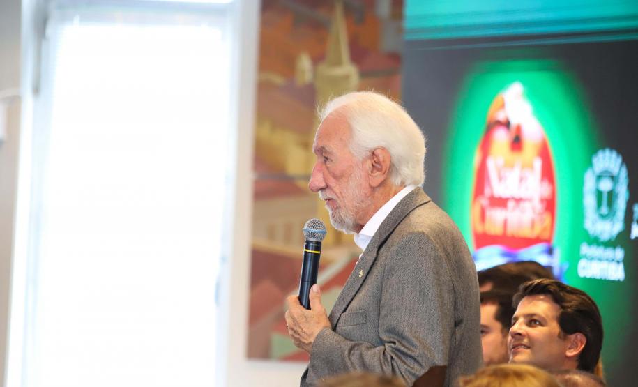 Com apoio do Estado, Natal de Curitiba cresce 35% em 2025 e movimenta R$ 722 milhões