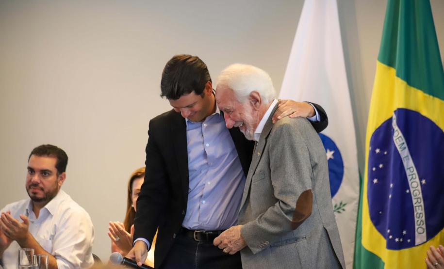 Com apoio do Estado, Natal de Curitiba cresce 35% em 2025 e movimenta R$ 722 milhões