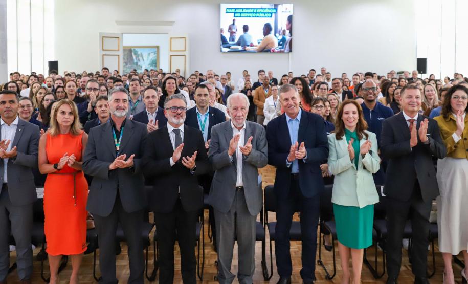 Estado vai capacitar dois mil servidores para atuarem em contratações públicas