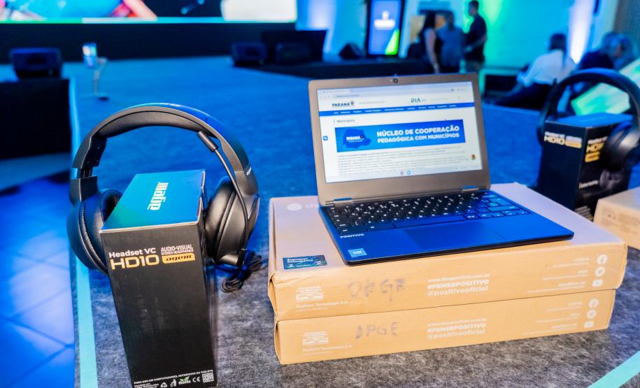 Estado anuncia R$ 63,5 milhões em kits tecnológicos para escolas municipais