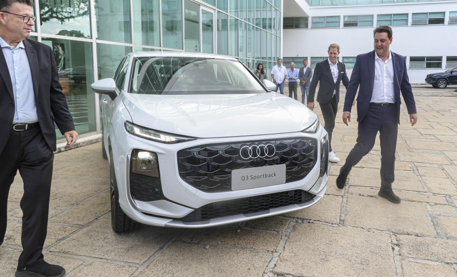 Audi do Brasil apresenta novo veículo produzido em São José dos Pinhais