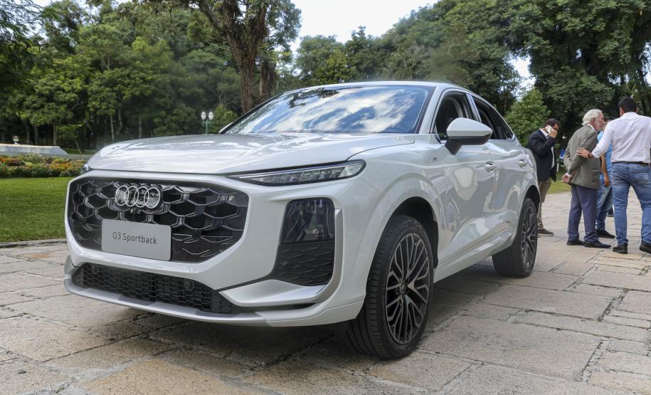 Audi do Brasil apresenta novo veículo produzido em São José dos Pinhais