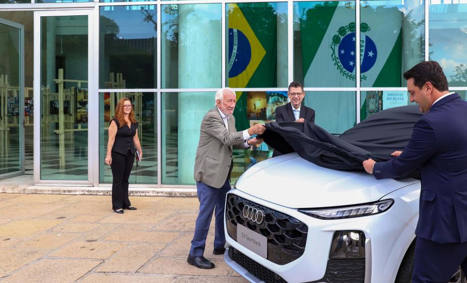 Audi do Brasil apresenta novo veículo produzido em São José dos Pinhais