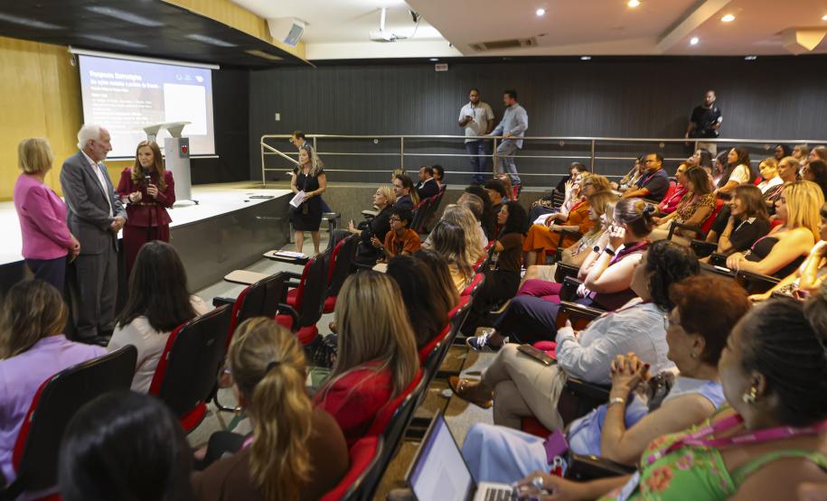 Referência: Estado apresenta avanços em políticas para mulheres, idosos e voltadas à igualdade racial