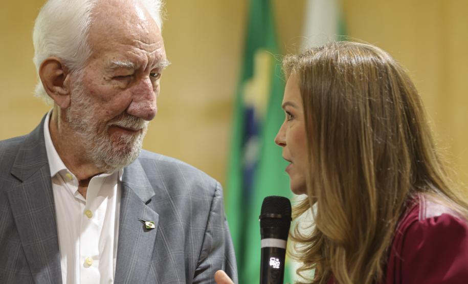 Referência: Estado apresenta avanços em políticas para mulheres, idosos e voltadas à igualdade racial