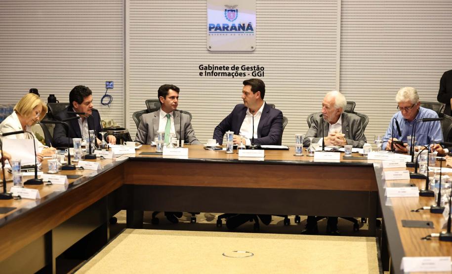 Estado e MBRF reafirmam R$ 375 milhões em investimentos para cadeia de alimentos