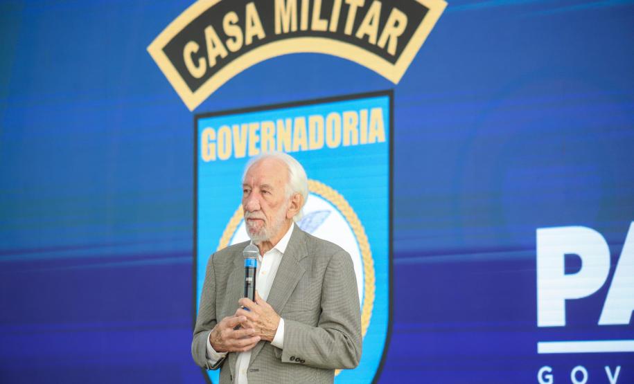 Casa Militar do Paraná celebra 98 anos com entrega de medalhas a civis e militares