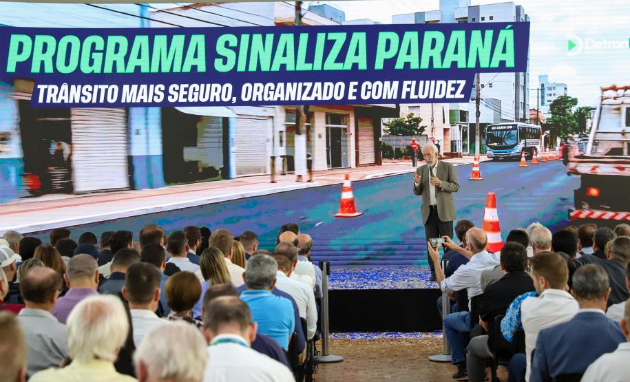 Estado autoriza R$ 183 milhões para reforçar sinalização urbana nos 399 municípios