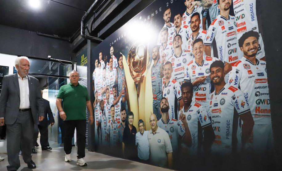 Piana visita o Estádio Germano Krüger, casa do bicampeão paranaense Operário
