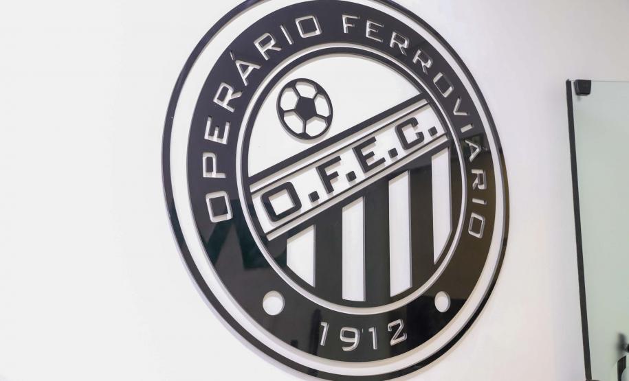 Piana visita o Estádio Germano Krüger, casa do bicampeão paranaense Operário