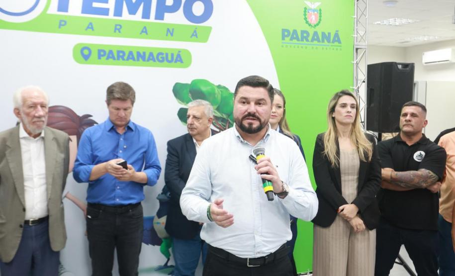 Piana inaugura unidade do Poupatempo em Paranaguá, a 1ª com sala sensorial