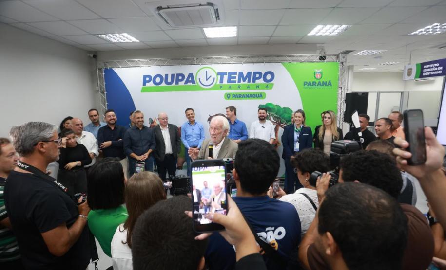 Piana inaugura unidade do Poupatempo em Paranaguá, a 1ª com sala sensorial