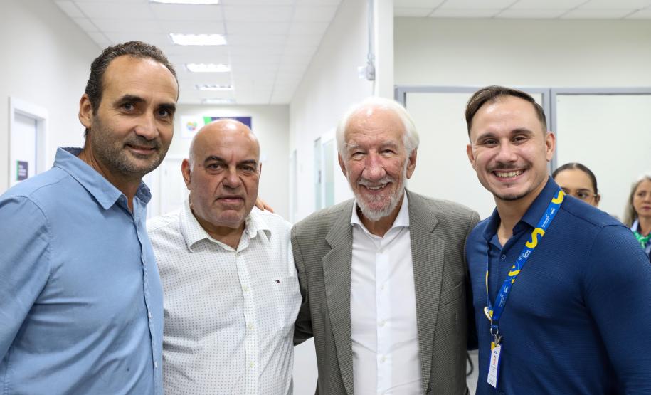 Piana inaugura unidade do Poupatempo em Paranaguá, a 1ª com sala sensorial