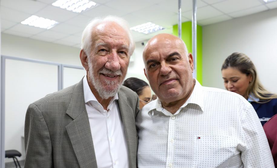 Piana inaugura unidade do Poupatempo em Paranaguá, a 1ª com sala sensorial