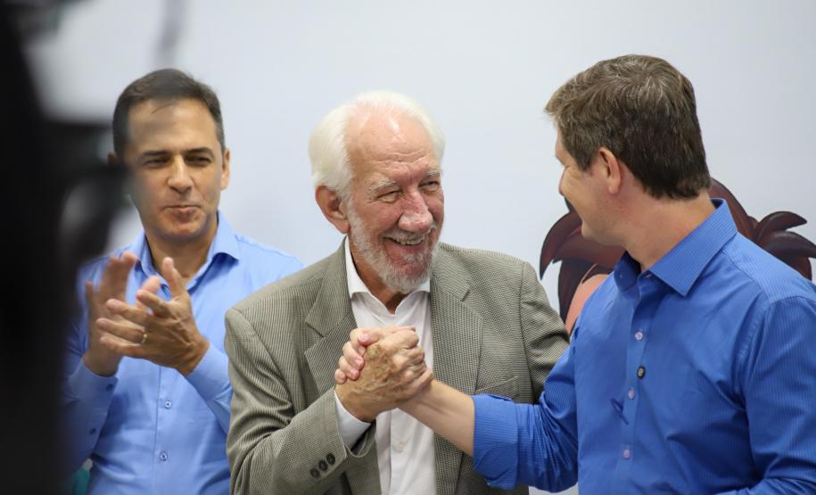 Piana inaugura unidade do Poupatempo em Paranaguá, a 1ª com sala sensorial