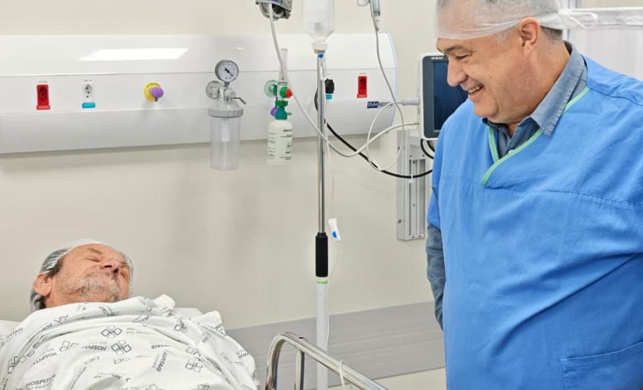 Paraná já tem 8 aplicações de polilaminina; Ratinho Junior recebe médicos e reforça apoio à pesquisa