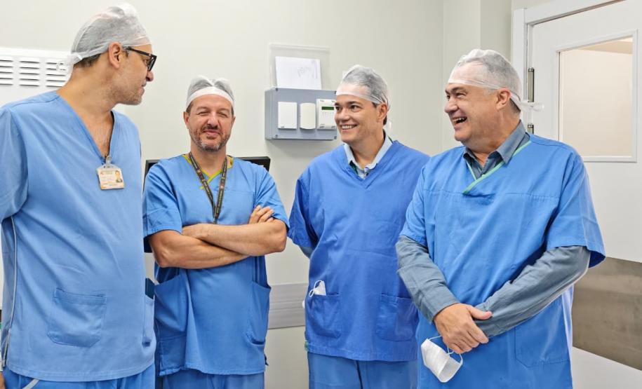 Paraná já tem 8 aplicações de polilaminina; Ratinho Junior recebe médicos e reforça apoio à pesquisa