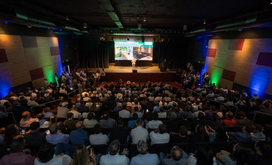 Estado investe R$ 255 milhões para construção de barracões e espaços de coworking em 250 cidade