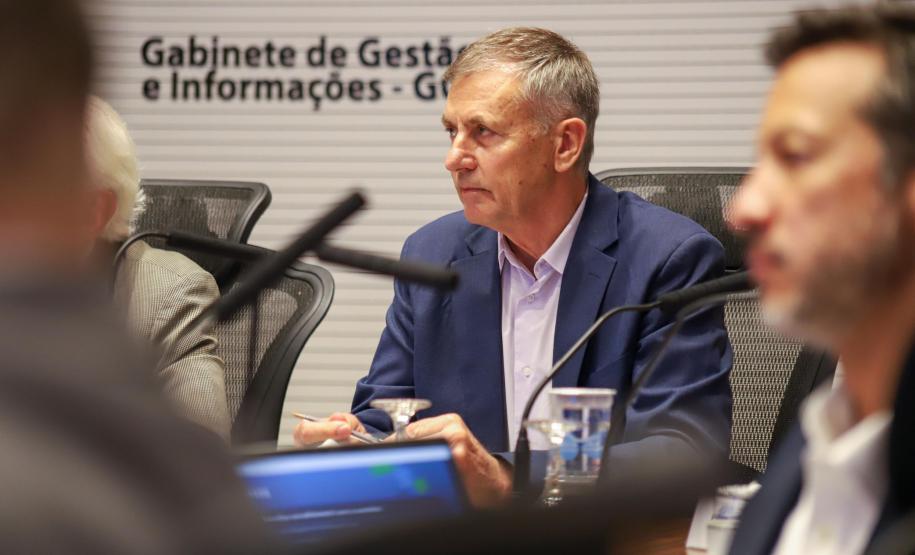 Governo discute construção dos Planos de Desenvolvimento Regional do Paraná