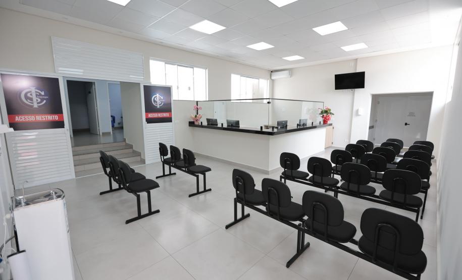 Estado inaugura novo pronto-socorro da Santa Casa de Arapongas