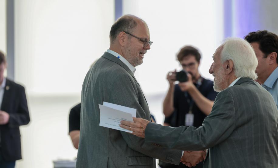 Paraná lança pacote de soluções de Inteligência Artificial inédito no Brasil