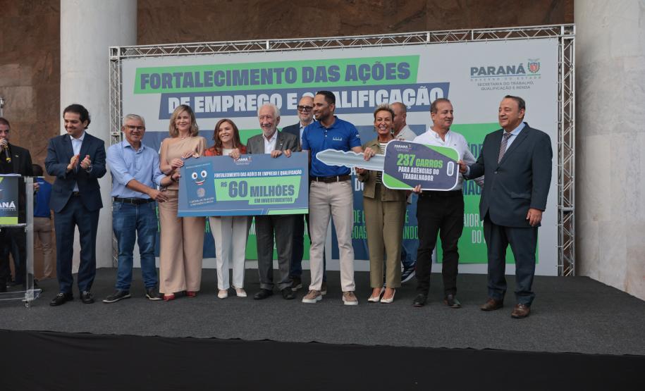 Estado renova frota das Agências do Trabalhador com 237 veículos novos