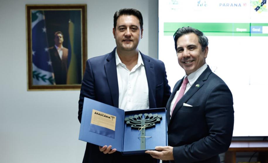 Ratinho Junior recebe Encarregado de Negócios no Brasil dos Estados Unidos