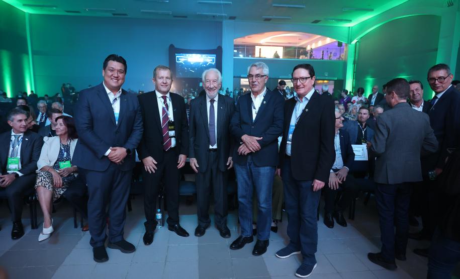 Piana destaca força da ExpoApras para expansão dos supermercados paranaenses