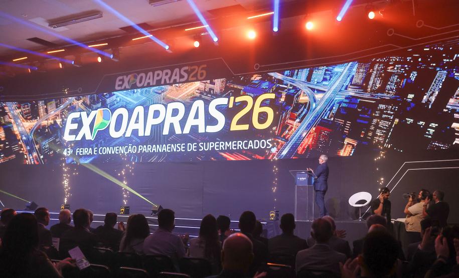 Piana destaca força da ExpoApras para expansão dos supermercados paranaenses
