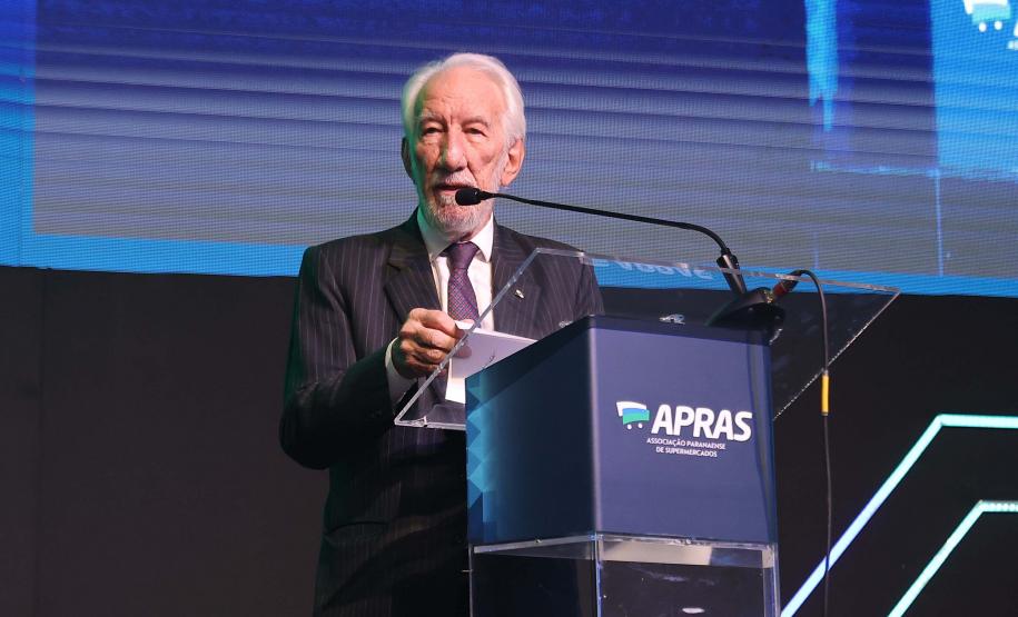 Piana destaca força da ExpoApras para expansão dos supermercados paranaenses